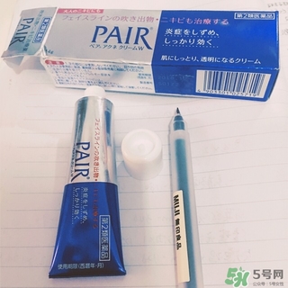 獅王祛痘膏和白兔祛痘膏哪個好？獅王祛痘膏和樂敦cc哪個好？