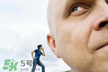 突發(fā)性失聰是什么病?突發(fā)性失聰?shù)陌Y狀是什么 突發(fā)性失聰是什么病?突發(fā)性失聰?shù)陌Y狀是什么