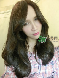 產(chǎn)后怎么護理頭發(fā)？生寶寶后頭發(fā)怎么護理