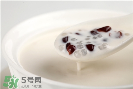 西米的營養(yǎng)價值 西米的功效與作用 西米的營養(yǎng)價值 西米的功效與作用