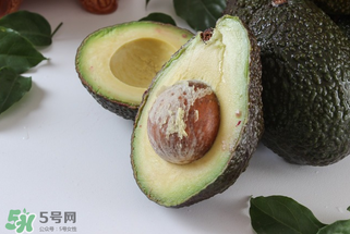 ?牛油果切開后不熟怎么辦？?牛油果沒熟切開了怎么辦？