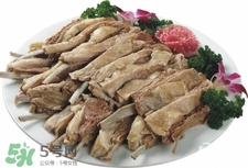 來(lái)月經(jīng)可以吃狗肉嗎?經(jīng)期吃肉狗好嗎 來(lái)月經(jīng)可以吃狗肉嗎?經(jīng)期吃肉狗好嗎