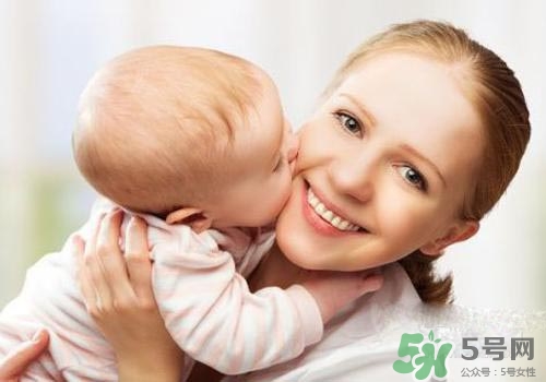 沒喝完的奶粉可以溫著再喝嗎？沒喝完的奶粉怎么處理？