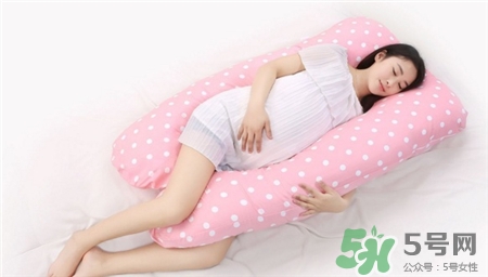 孕婦枕哪種形狀好?孕婦枕高好還是低好?
