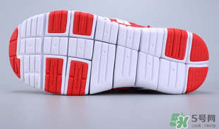 耐克毛毛蟲有加絨的嗎？耐克毛毛蟲有冬款嗎？