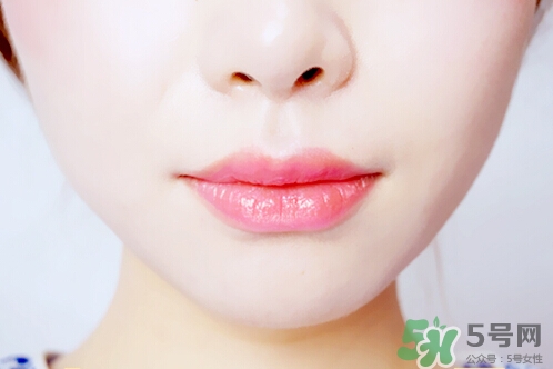 唇部打底用什么?唇部打底用什么好? 唇部打底用什么?唇部打底用什么好?
