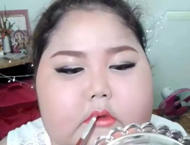 臉胖怎么化妝好看？臉大怎么化妝好看