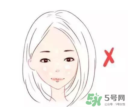 護(hù)膚品正確使用手法 別再錯(cuò)誤護(hù)膚啦 護(hù)膚品正確使用手法 別再錯(cuò)誤護(hù)膚啦