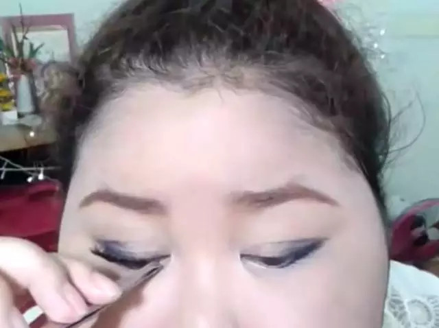 臉胖怎么化妝好看？臉大怎么化妝好看