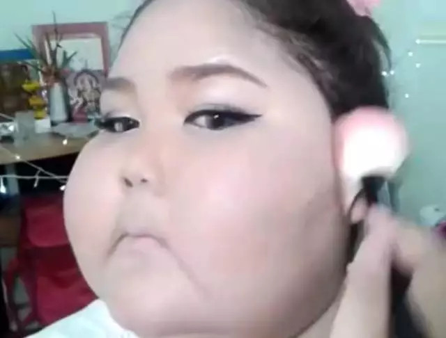 臉胖怎么化妝好看？臉大怎么化妝好看