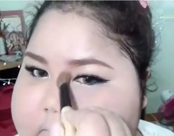 臉胖怎么化妝好看？臉大怎么化妝好看