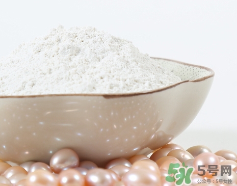 珍珠粉的使用方法 珍珠粉的功效與作用及禁忌 珍珠粉的使用方法 珍珠粉的功效與作用及禁忌