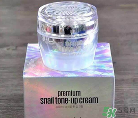 素顏霜要定妝嗎？素顏霜要用散粉定妝嗎？