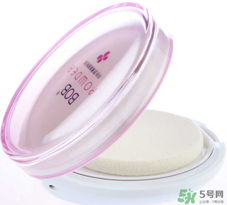 粉餅可以帶上飛機(jī)嗎？粉餅?zāi)軒巷w機(jī)嗎？