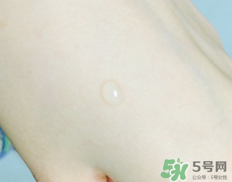 esthe dew伊詩露適合什么年齡？伊詩露適合什么膚質？