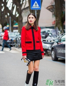 女生過年穿什么衣服？女生過年穿衣搭配