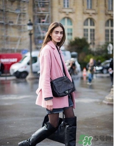 女生過年穿什么衣服？女生過年穿衣搭配