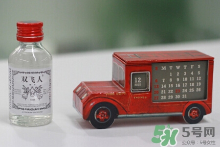 雙飛人藥水能治咳嗽嗎？雙飛人藥水咳嗽能喝嗎？