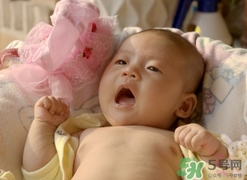 新生兒多少天可以曬太陽(yáng)?新生兒多久能曬太陽(yáng)? 新生兒多少天可以曬太陽(yáng)?新生兒多久能曬太陽(yáng)?