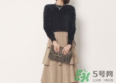 年會女生穿什么？女生年會穿衣搭配