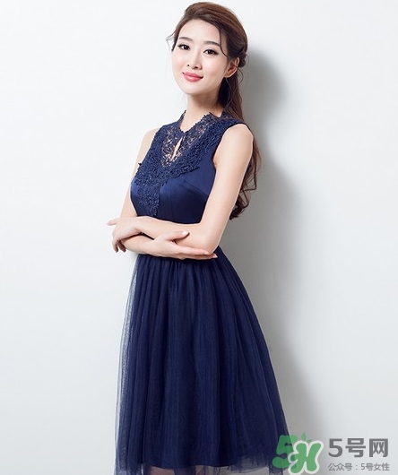 年會(huì)要穿禮服嗎？年會(huì)禮服搭配