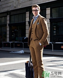 年會(huì)男士穿什么？公司年會(huì)男生穿衣搭配