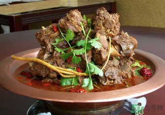 羊蝎子火鍋好吃嗎？羊蝎子火鍋涮什么好吃？