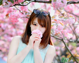 重瞼術是什么？重瞼術是永久的嗎？