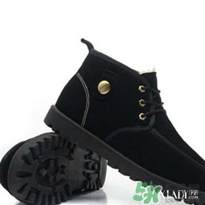 春節(jié)男生穿什么鞋子？過年男生穿什么鞋子？