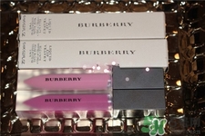 Burberry2017春季絲絨液體唇釉色號 巴寶莉2017春季唇釉試色 Burberry2017春季絲絨液體唇釉色號 巴寶莉2017春季唇釉試色