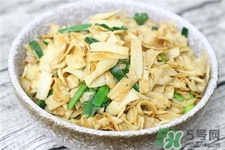 豆絲的營養(yǎng)價值 豆絲的功效與作用 豆絲的營養(yǎng)價值 豆絲的功效與作用