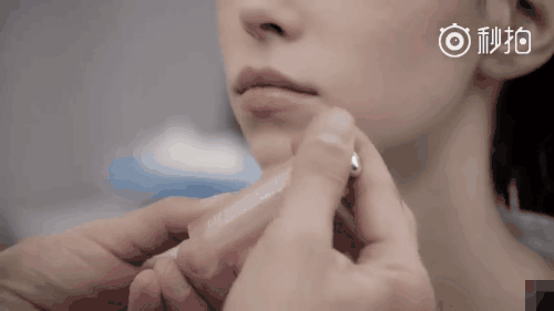 dior2017夾心雙色超模唇膏色號(hào) 迪奧夾心雙色超模唇膏試色 dior2017夾心雙色超模唇膏色號(hào) 迪奧夾心雙色超模唇膏試色