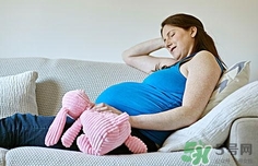 懷孕3個月總是上廁所是怎么回事?正常嗎? 懷孕3個月總是上廁所是怎么回事?正常嗎?