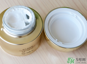 藍(lán)秀素顏霜怎么用？藍(lán)秀素顏霜使用方法