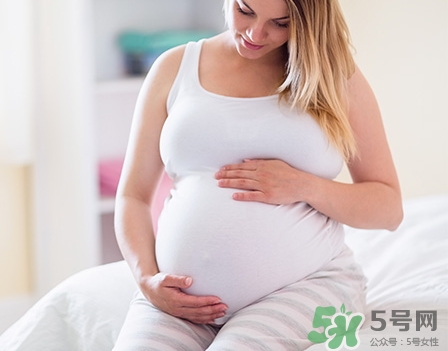 懷孕4個(gè)月老是想小便是怎么回事?正常嗎? 懷孕4個(gè)月老是想小便是怎么回事?正常嗎?