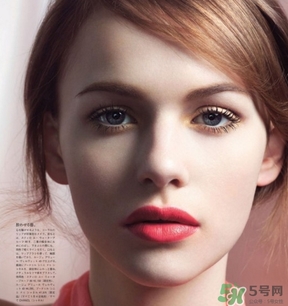 香奈兒炫亮魅力絲絨唇膏43號(hào)色號(hào)試色 香奈兒炫亮魅力絲絨唇膏43號(hào)色號(hào)試色