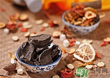 何首烏可以直接泡水喝嗎?何首烏泡水喝的功效與作用 何首烏可以直接泡水喝嗎?何首烏泡水喝的功效與作用