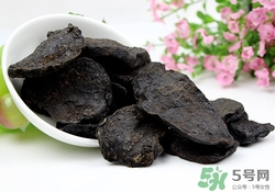 何首烏可以直接泡水喝嗎?何首烏泡水喝的功效與作用 何首烏可以直接泡水喝嗎?何首烏泡水喝的功效與作用