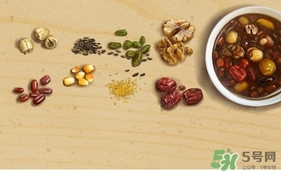 臘八節(jié)出生的女寶寶怎么取名？臘八節(jié)出生的男寶寶怎么取名？