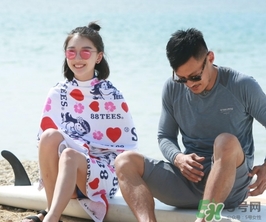 泳衣要穿內(nèi)衣嗎？穿泳衣里面要穿胸罩嗎？