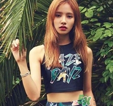 泳衣要穿內(nèi)衣嗎？穿泳衣里面要穿胸罩嗎？