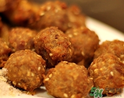 肉丸子怎么做有彈性？肉圓子怎么做比較Q彈？