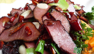 腌肉長蛆還能吃嗎？腌肉長蛆的原因