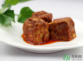 霉豆腐發(fā)霉了還能吃嗎？霉豆腐發(fā)霉有幾種顏色？