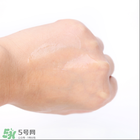 isoi玫瑰精華好用嗎？伊所愛玫瑰精華怎么樣？