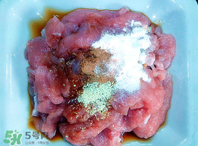 腌肉用什么粉？腌肉可以用面粉嗎？