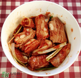 腌排骨要多長時間？腌排骨要放多長時間？