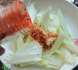 腌白菜放多少鹽？腌白菜放鹽比例