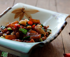 豬油渣能吃嗎？豬油渣吃了會(huì)致癌嗎？