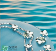 施華洛世奇是銀的嗎？施華洛世奇是白金嗎？